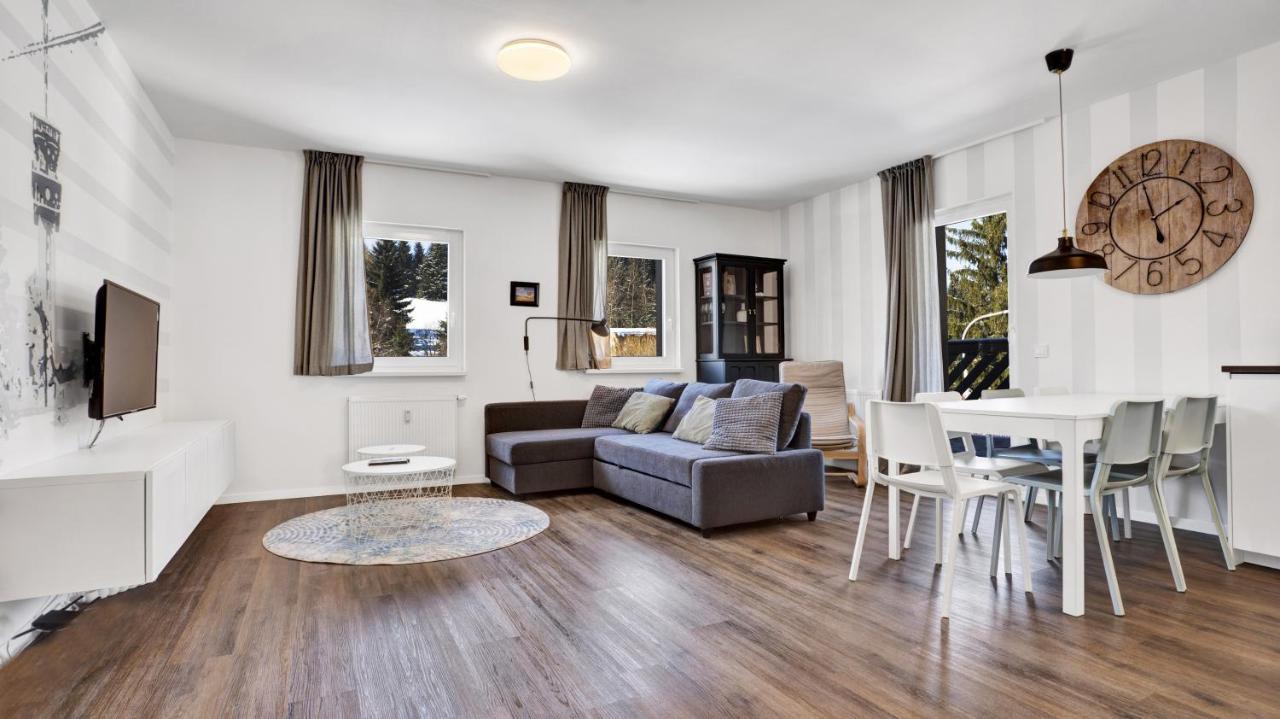 Krusnohorske Strane Apartment Loucna pod Klinovcem Luaran gambar