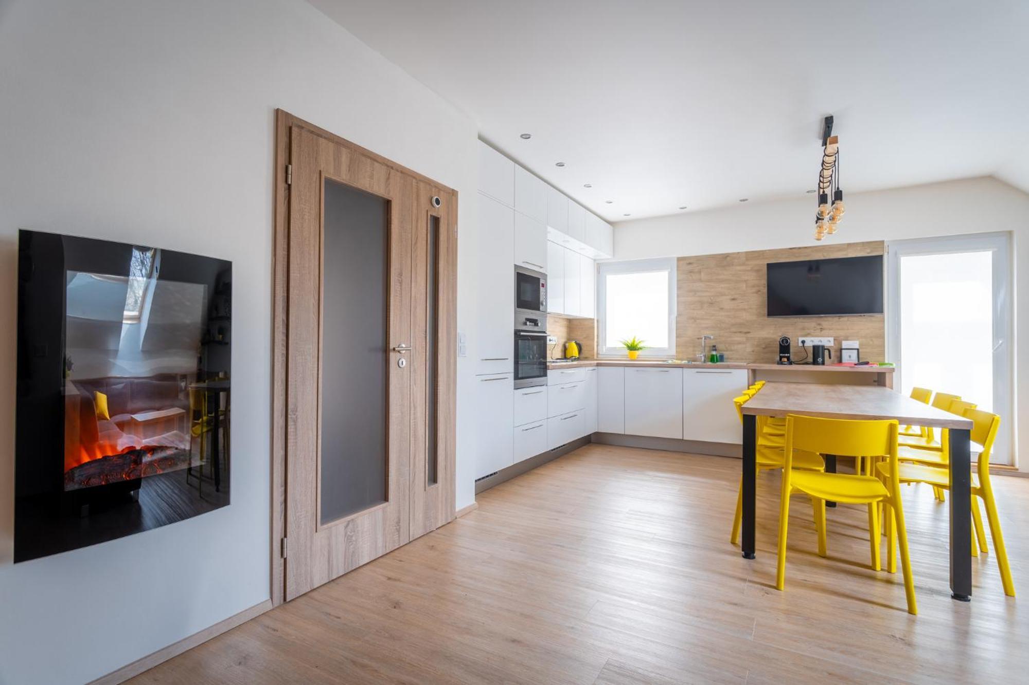 Krusnohorske Strane Apartment Loucna pod Klinovcem Luaran gambar