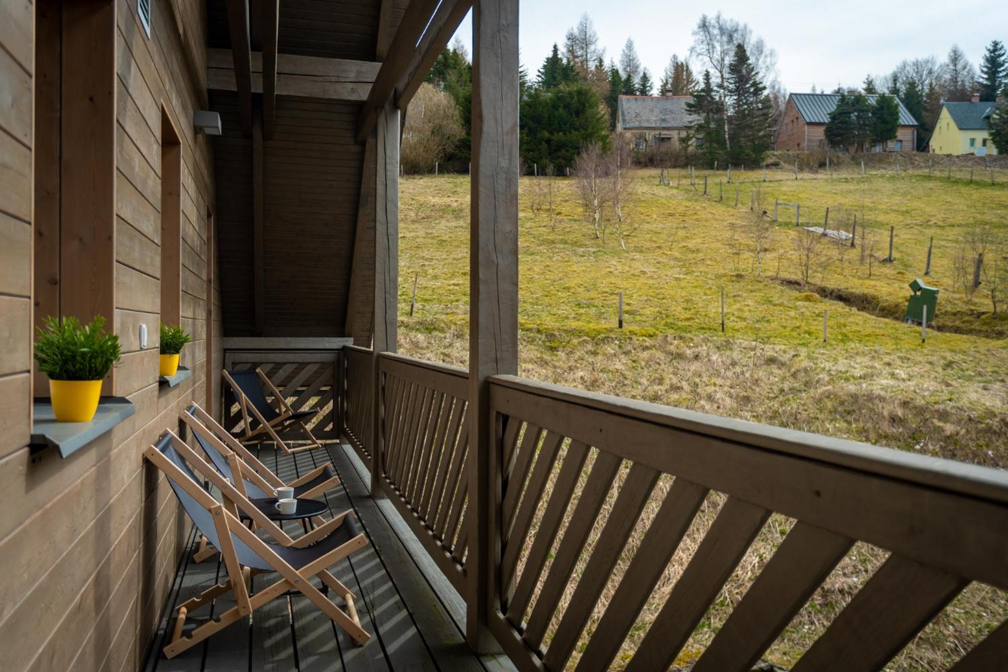 Krusnohorske Strane Apartment Loucna pod Klinovcem Luaran gambar